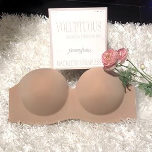NEW Voluptuous Backless Strapless Bra. Size 32 D